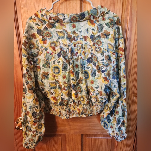 Anthroplogie Twist Crop Top Set Size Large Blue Floral - Picture 10 of 10